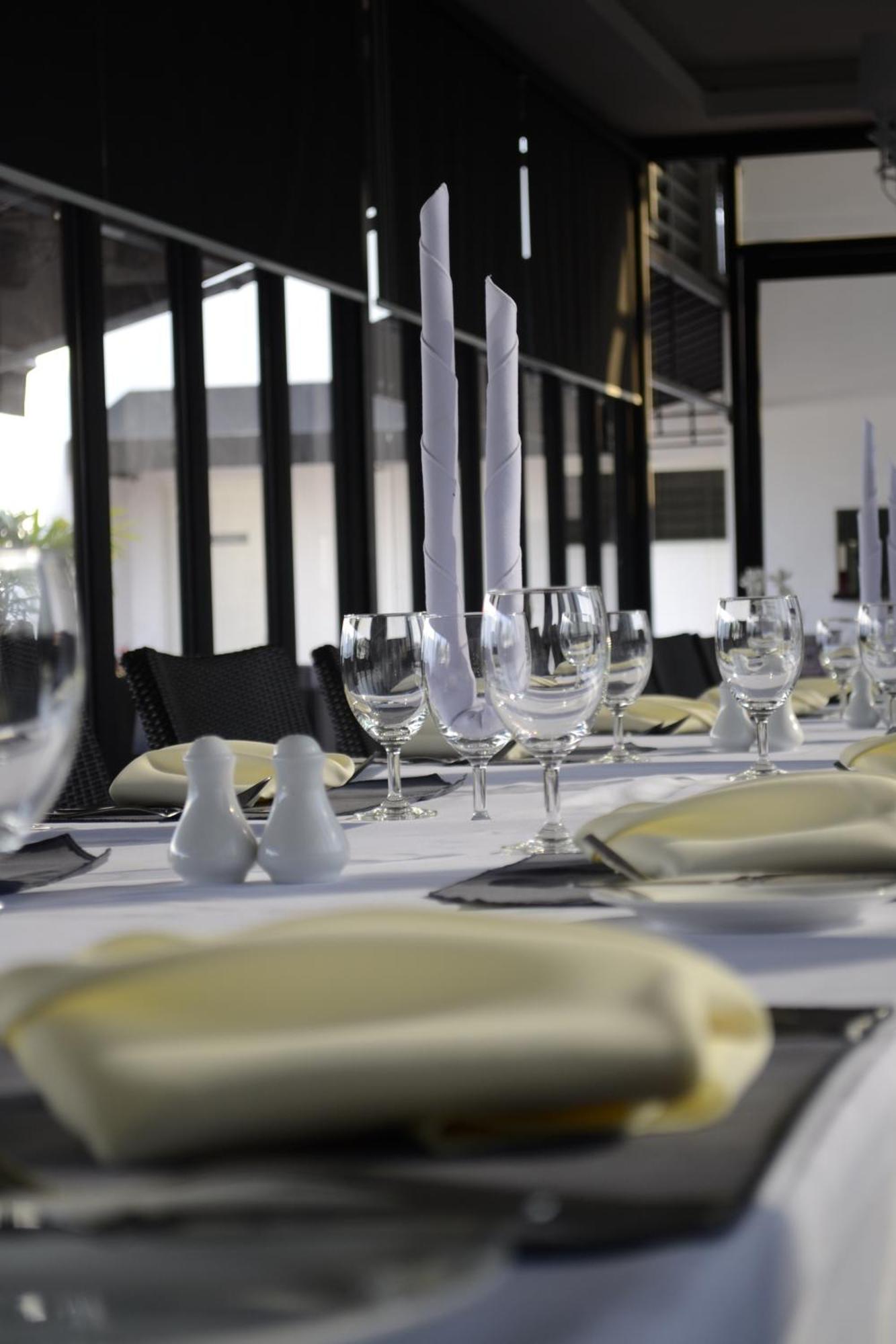 Hotel The Sterling Boutique 4*